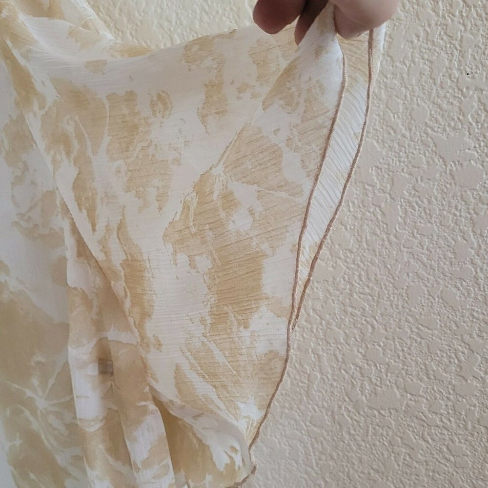 Catherines Tan & White Printed V-Neck Flutter Sleeve Draped Blouse Size 2X - Picture 7 of 11